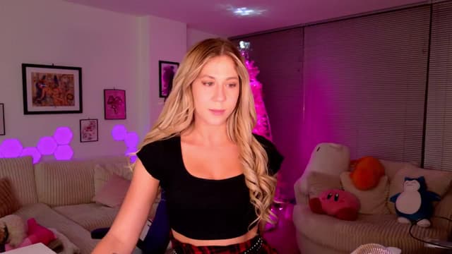Gallery image thumbnail from Mochi's myfreecams stream on, 12/14/2024, 03:03 image 15 of 20
