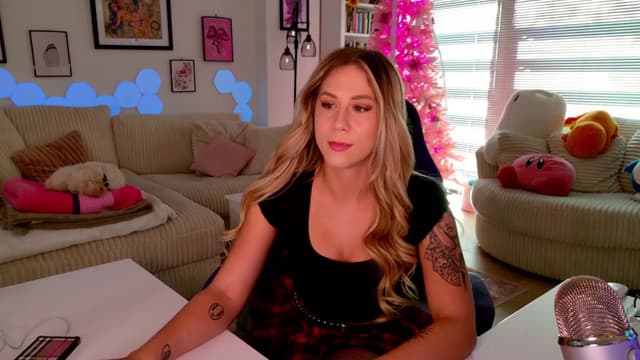 Gallery image thumbnail from Mochi's myfreecams stream on, 12/14/2024, 03:03 image 3 of 20