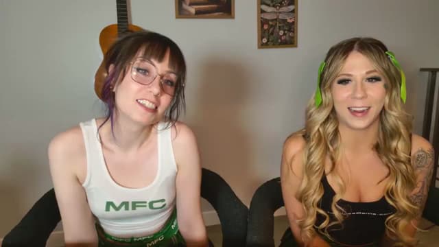Gallery image thumbnail from Mochi's myfreecams stream on, 03/17/2025, 02:07 image 17 of 20