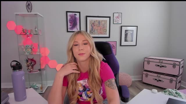 Gallery image thumbnail from Mochi's myfreecams stream on, 04/08/2025, 23:12 image 8 of 20