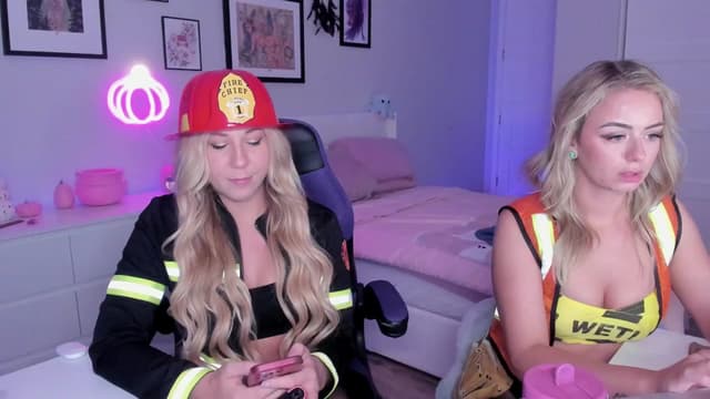 Gallery image thumbnail from Mochi's myfreecams stream on, 10/04/2025, 04:51 image 19 of 20