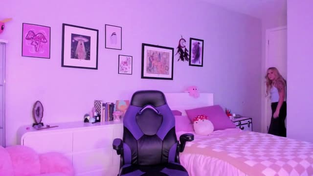 Gallery image thumbnail from Mochi's myfreecams stream on, 12/23/2025, 05:31 image 3 of 20
