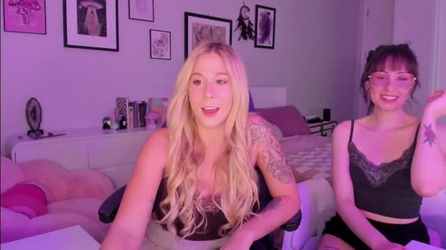 Gallery image thumbnail from Mochi's myfreecams stream on, 12/30/2025, 01:28 image 20 of 20