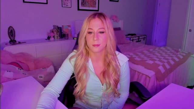 Gallery image thumbnail from Mochi's myfreecams stream on, 01/31/2026, 03:40 image 14 of 20