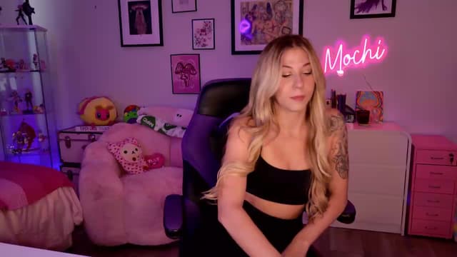 Gallery image thumbnail from Mochi's myfreecams stream on, 06/25/2026, 20:58 image 11 of 20