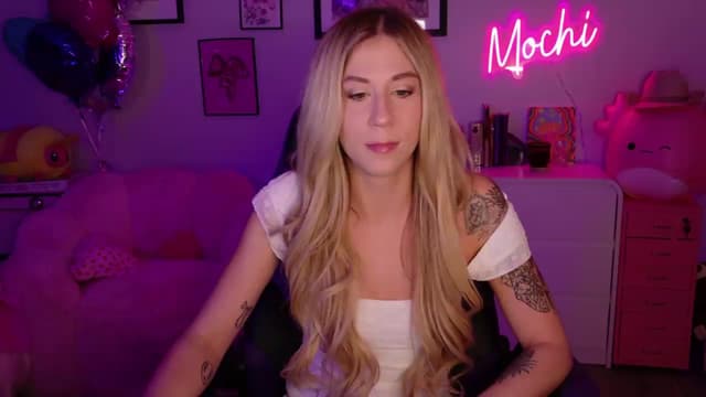 Gallery image thumbnail from Mochi's myfreecams stream on, 07/03/2026, 22:39 image 12 of 20