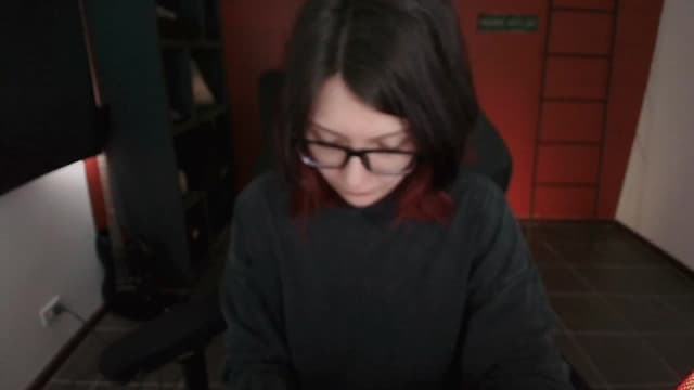 Gallery image thumbnail from Model's myfreecams stream on, 09/16/2025, 03:27 image 2 of 20