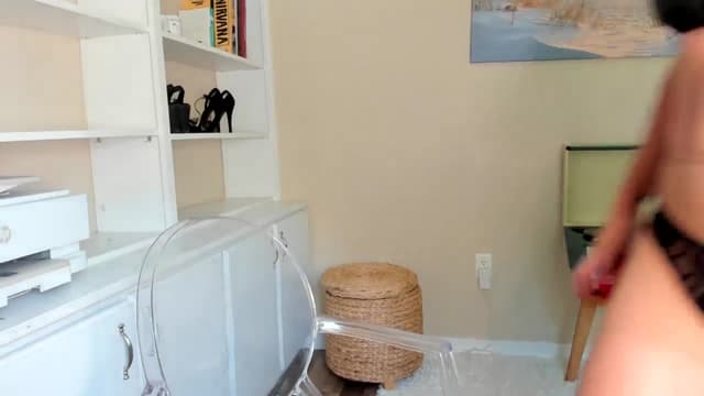Gallery image thumbnail from Mommy's myfreecams stream on, 09/18/2025, 15:58 image 15 of 20