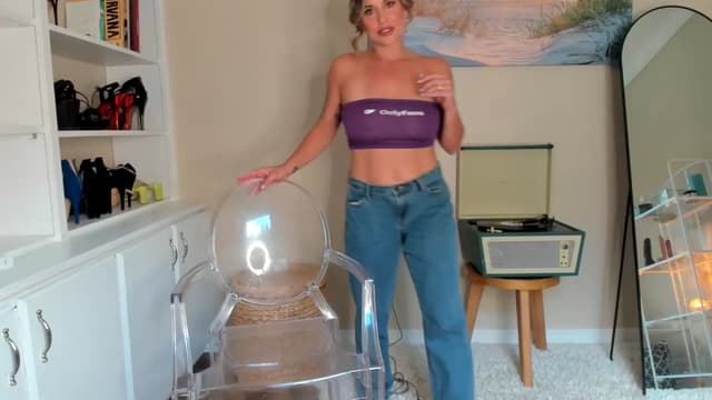Gallery image thumbnail from Mommy's myfreecams stream on, 09/30/2025, 19:27 image 1 of 20