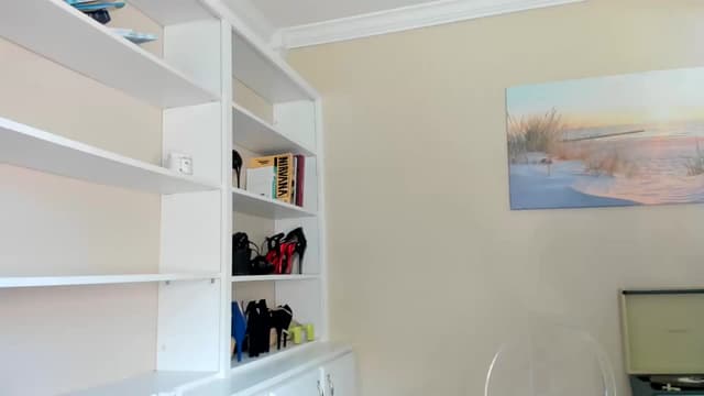 Gallery image thumbnail from Mommy's myfreecams stream on, 09/30/2025, 19:27 image 18 of 20