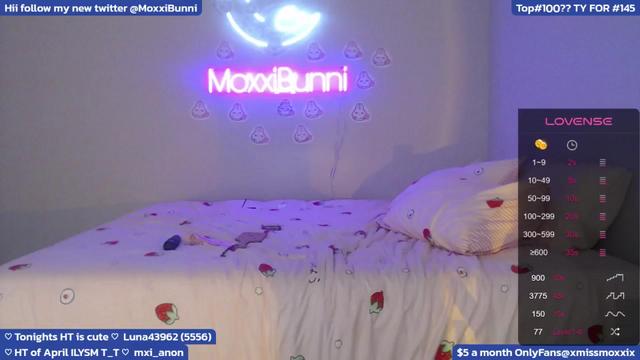 Gallery image thumbnail from MoxxiBunni's myfreecams stream on, 05/01/2024, 05:37 image 13 of 20