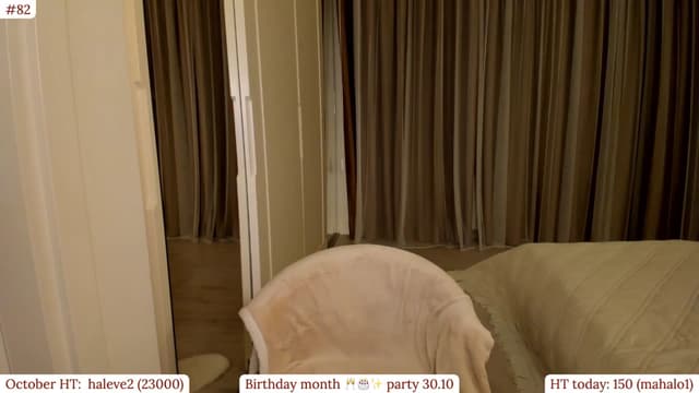Gallery image thumbnail from Muse_'s myfreecams stream on, 10/23/2025, 19:21 image 8 of 20