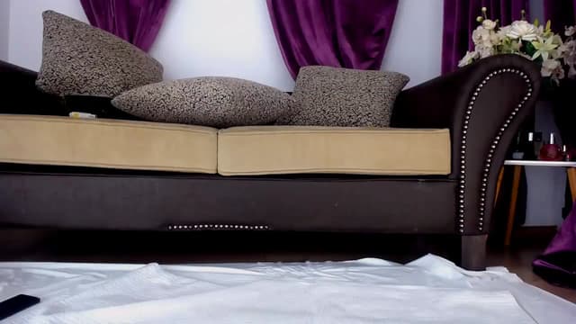Gallery image thumbnail from NIVEA's myfreecams stream on, 10/31/2023, 16:58 image 8 of 20