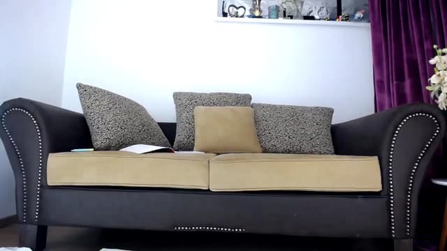 Gallery image thumbnail from NIVEA's myfreecams stream on, 05/19/2024, 16:18 image 9 of 20