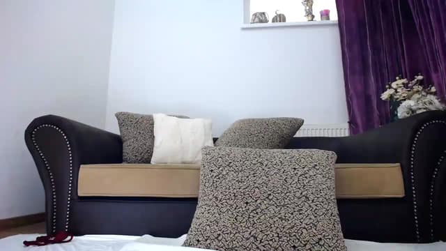 Gallery image thumbnail from NIVEA's myfreecams stream on, 08/15/2025, 17:15 image 11 of 20