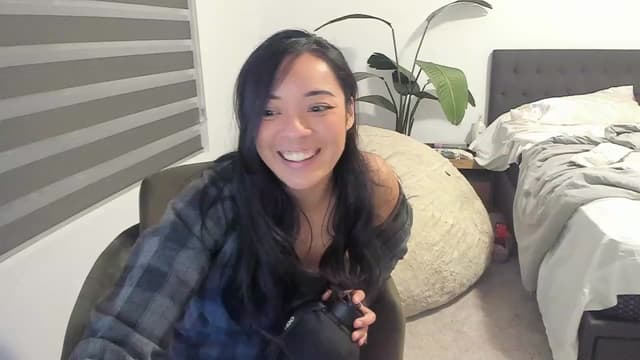 Gallery image thumbnail from Nami_'s myfreecams stream on, 09/13/2023, 05:58 image 7 of 20