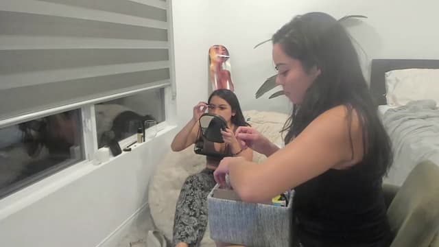 Gallery image thumbnail from Nami_'s myfreecams stream on, 09/24/2023, 02:45 image 19 of 20