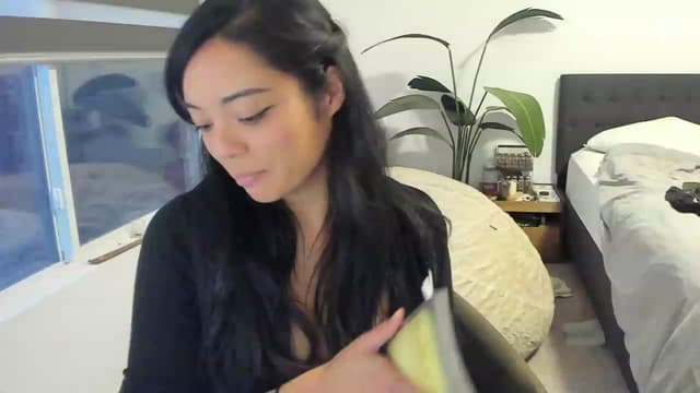 Gallery image thumbnail from Nami_'s myfreecams stream on, 11/03/2023, 01:21 image 17 of 20