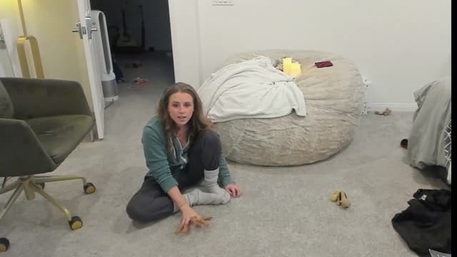 Gallery image thumbnail from Nami_'s myfreecams stream on, 11/10/2023, 01:17 image 3 of 20