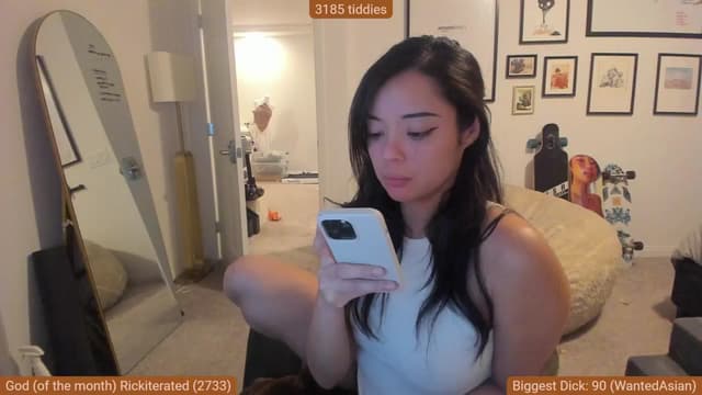 Gallery image thumbnail from Nami_'s myfreecams stream on, 01/26/2024, 04:37 image 12 of 20