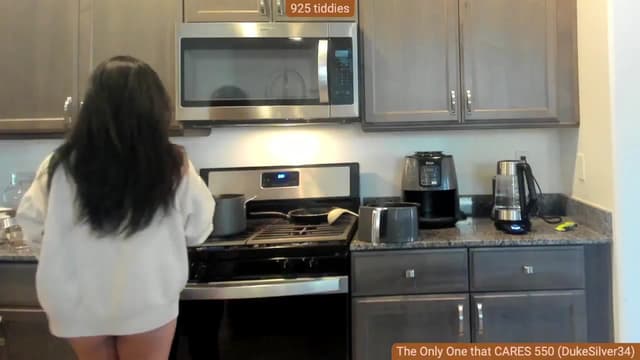 Gallery image thumbnail from Nami_'s myfreecams stream on, 05/26/2024, 03:48 image 6 of 20