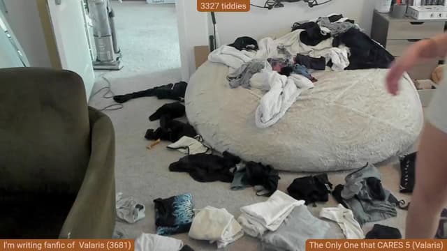 Gallery image thumbnail from Nami_'s myfreecams stream on, 07/14/2024, 23:48 image 18 of 20
