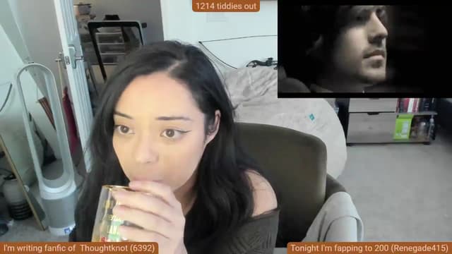 Gallery image thumbnail from Nami_'s myfreecams stream on, 12/25/2024, 15:32 image 17 of 20