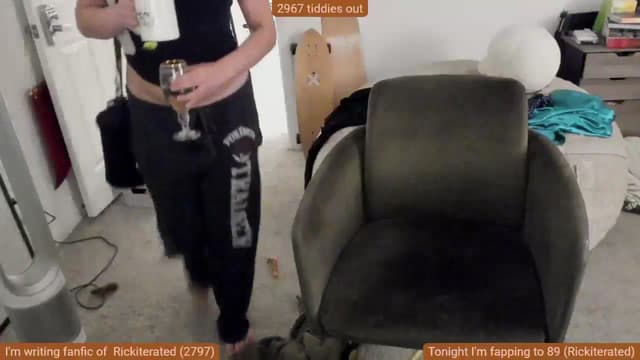Gallery image thumbnail from Nami_'s myfreecams stream on, 05/15/2025, 07:30 image 16 of 20