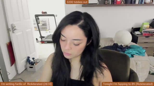Gallery image thumbnail from Nami_'s myfreecams stream on, 05/15/2025, 07:30 image 7 of 20