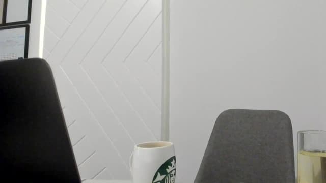 Gallery image thumbnail from Nami_'s myfreecams stream on, 06/12/2025, 07:24 image 1 of 20