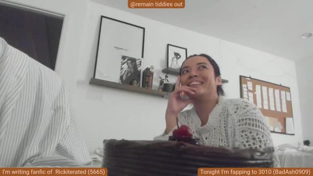 Gallery image thumbnail from Nami_'s myfreecams stream on, 07/06/2025, 06:29 image 5 of 20