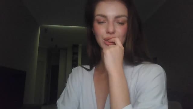 Gallery image thumbnail from Nerdi's myfreecams stream on, 07/08/2025, 23:56 image 20 of 20