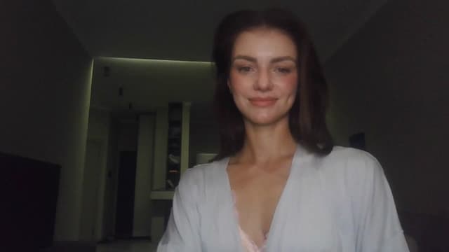 Gallery image thumbnail from Nerdi's myfreecams stream on, 07/08/2025, 23:56 image 1 of 20