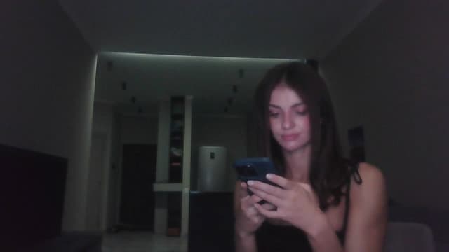 Gallery image thumbnail from Nerdi's myfreecams stream on, 07/11/2025, 01:55 image 15 of 20