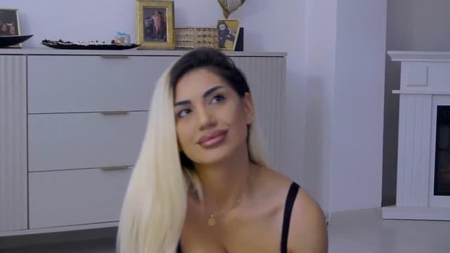 Gallery image thumbnail from Nna__'s myfreecams stream on, 11/14/2025, 06:47 image 6 of 20