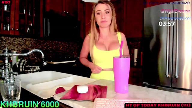 Gallery image thumbnail from Not_N's myfreecams stream on, 08/31/2023, 01:51 image 10 of 20