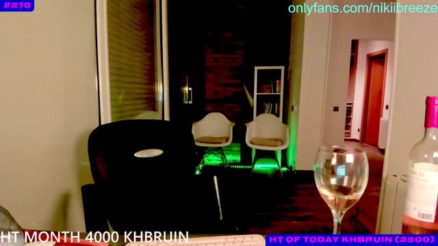 Gallery image thumbnail from Not_N's myfreecams stream on, 11/19/2023, 24:02 image 17 of 20