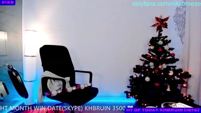 Gallery image thumbnail from Not_N's myfreecams stream on, 12/15/2023, 04:31 image 7 of 20