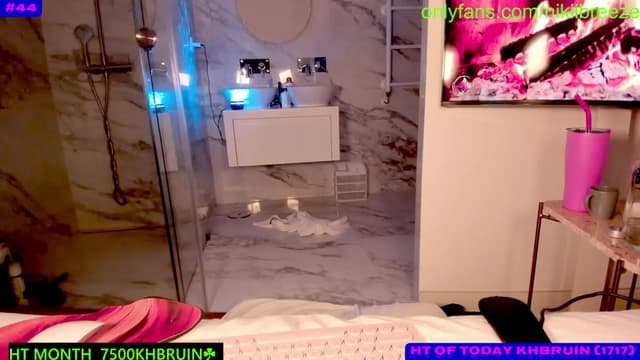 Gallery image thumbnail from Not_N's myfreecams stream on, 03/23/2024, 05:41 image 8 of 20