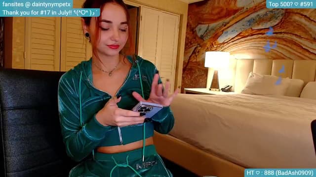 Gallery image thumbnail from Nym_x's myfreecams stream on, 09/27/2024, 04:08 image 14 of 20