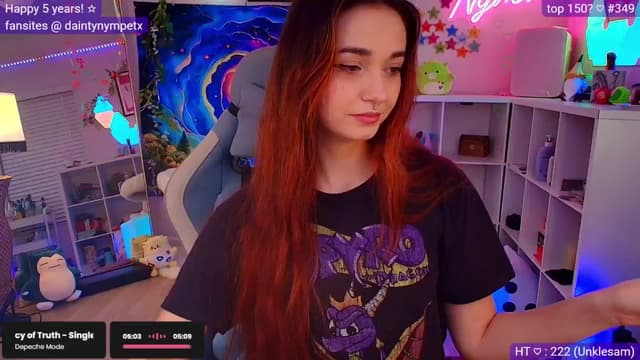 Gallery image thumbnail from Nym_x's myfreecams stream on, 03/28/2025, 04:38 image 4 of 20