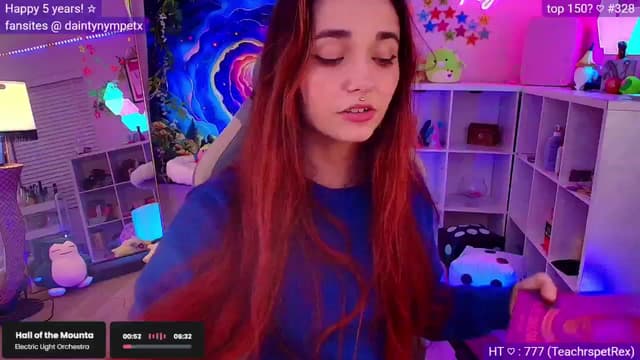 Gallery image thumbnail from Nym_x's myfreecams stream on, 03/29/2025, 04:07 image 16 of 20