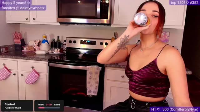Gallery image thumbnail from Nym_x's myfreecams stream on, 03/31/2025, 04:25 image 6 of 20