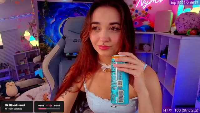 Gallery image thumbnail from Nym_x's myfreecams stream on, 05/22/2025, 03:34 image 12 of 20