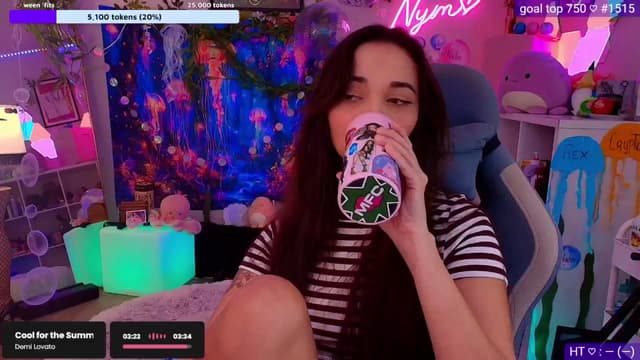 Gallery image thumbnail from Nym_x's myfreecams stream on, 08/21/2025, 01:51 image 1 of 20