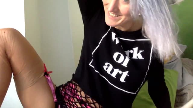 Gallery image thumbnail from Omilk's myfreecams stream on, 01/02/2025, 17:01 image 12 of 20