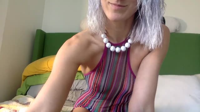 Gallery image thumbnail from Omilk's myfreecams stream on, 01/03/2025, 20:26 image 10 of 20