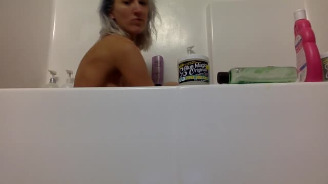 Gallery image thumbnail from Omilk's myfreecams stream on, 01/16/2025, 19:37 image 16 of 20