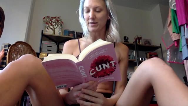 Gallery image thumbnail from Omilk's myfreecams stream on, 01/21/2025, 01:11 image 9 of 20