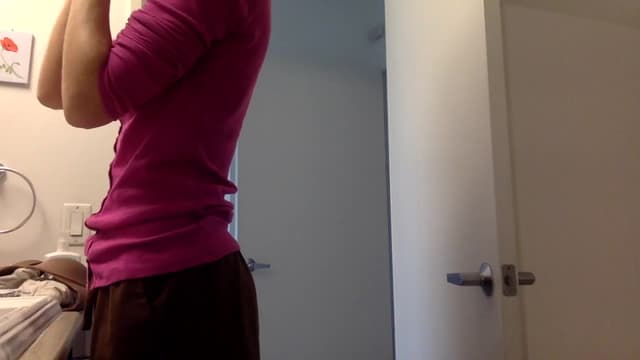 Gallery image thumbnail from Omilk's myfreecams stream on, 02/18/2025, 19:13 image 9 of 20